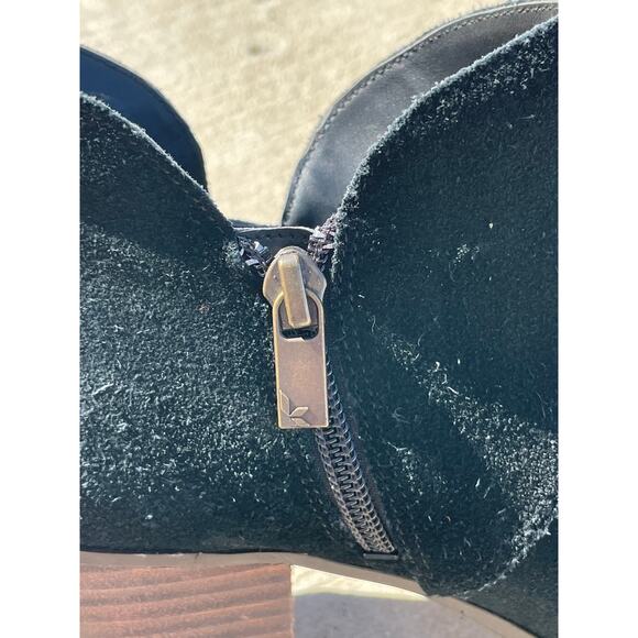 Koolaburra by UGG Sofiya Black Suede  Leather studded ankle boot 6 MOTO BOHO - Picture 6 of 9